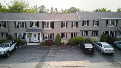 1372 Post Rd, 3A, Wells
