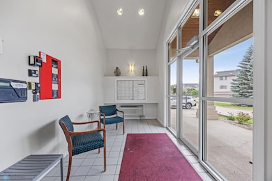3401 28th St S unit 102, Fargo, ND 58104 - photo 3