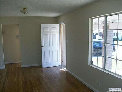 1113 E 118th Dr, Los Angeles, CA 90059 - photo 3