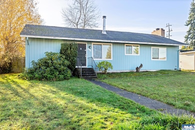 206 E Vashon Ave, Port Angeles, WA 98362 - photo 2