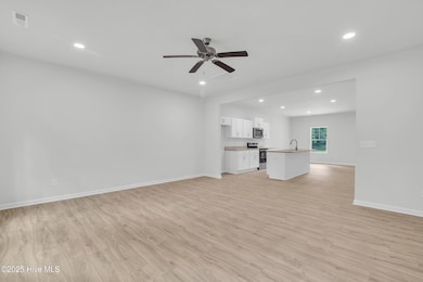 460 Maides Ave-00028