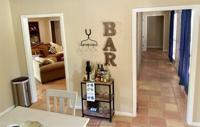 1818 Hondo Dr, College Station, TX 77840 - photo 6