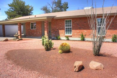 Great Curb Appeal & Landscape