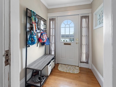 3 Whitten St, Worcester, MA 01605 - photo 3