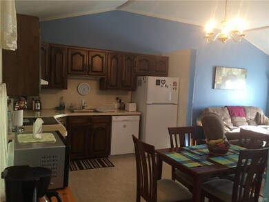 1906 Robin Way, Bethlehem, PA 18018 - photo 4