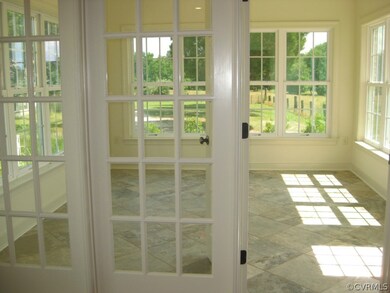 Sunroom (Model Photo)