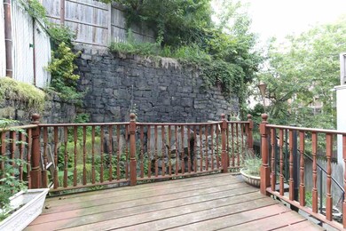 105 Waldo Ave, Jersey City, NJ 07306 - photo 3