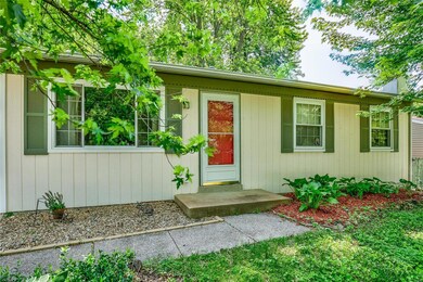 CUTE 3 BR/1 Bath home in St. Charles Hills.