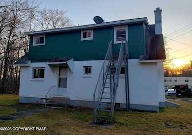 112 Crow Path unit 101, Coolbaugh Township, PA 18466 - photo 2