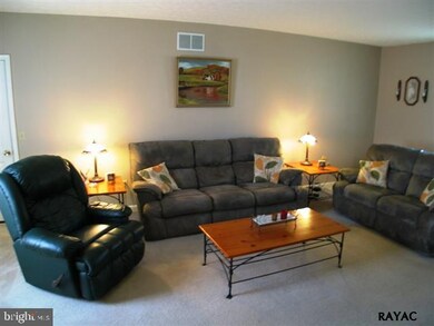 8 Ice House Dr, Stewartstown, PA 17363 - photo 4