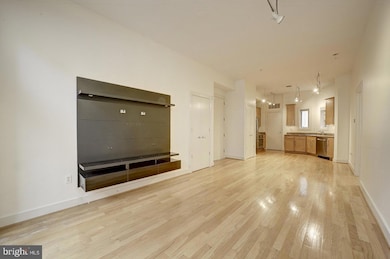 2357 Champlain St NW unit 201, Washington, DC 20009 - photo 3