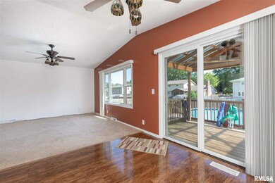 2223 W 31st St, Davenport, IA 52804 - photo 5