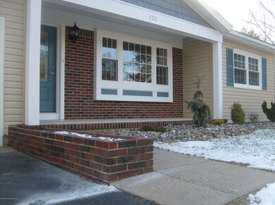 133 Castleton Dr, Toms River, NJ 08757 - photo 2