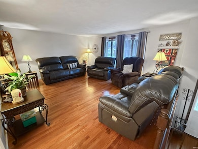 1732 W 5th St, Jasper, IN 47546 - photo 2