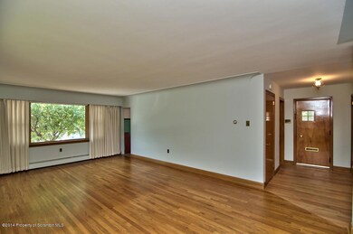 407 Hill St, Dunmore, PA 18512 - photo 6