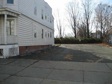 664 State St, Albany, NY 12203 - photo 2