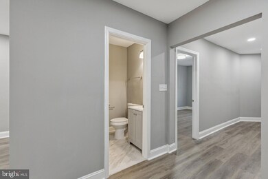 405 34th St SE unit 2, Washington, DC 20019 - photo 7