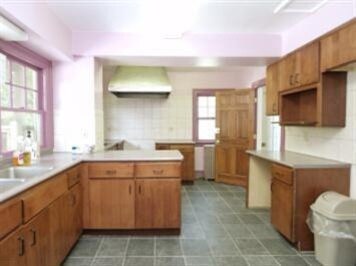 818 S Park St, Kalamazoo, MI 49001 - photo 7