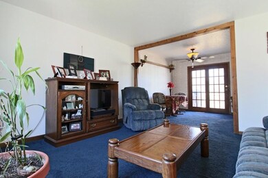 846 W Shore Blvd, Sheffield Lake, OH 44054 - photo 4