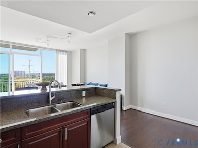 Vistas on the James unit U806, Richmond, VA 23219 - photo 7