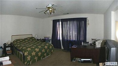 31072 Huntsman Ct, Winchester, CA 92596 - photo 7