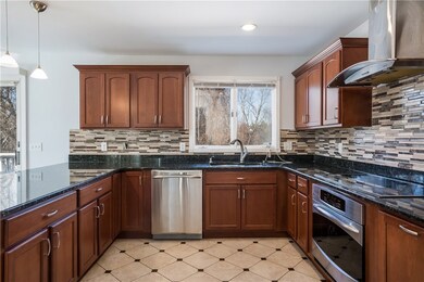 5 Laurie Ann Ct, Johnston, RI 02919 - photo 5