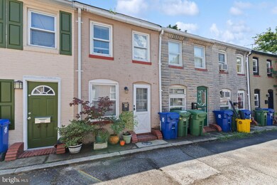 2019 Spark Ct, Baltimore, MD 21231 - photo 2