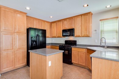 1244 E Julian Dr, Gilbert, AZ 85295 - photo 2