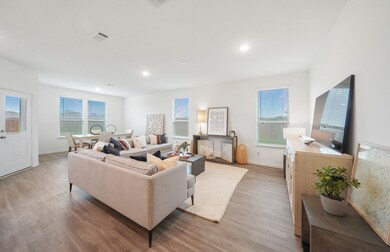 347 Appaloosa Dr, Alvin, TX 77511 - photo 2