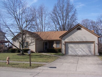 469 Leamington Ct, Columbus, OH 43213 - photo 2