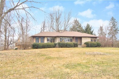 10 Circle Dr, Carmel, IN 46032 - photo 2