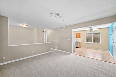 6-web-or-mls-5410 Frost Dr-3