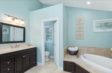 1212 Hercules Ln, Naperville, IL 60540 - photo 5