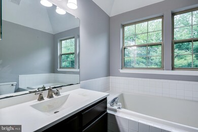 10836 Will Painter Dr, Owings Mills, MD 21117 - photo 7