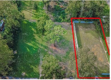 9305 Sherbourne St, Houston, TX 77016 - photo 2