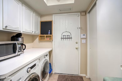 10427 N 11th Place unit 2, Phoenix, AZ 85020 - photo 7