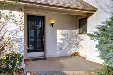 2725 Holly Brook Ct, Bedford, TX 76021 - photo 3