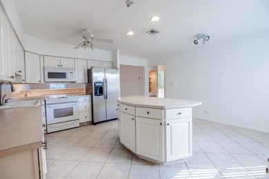 527 W Jasmine Dr, Lake Park, FL 33403 - photo 7