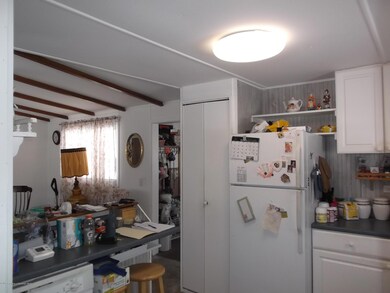 811 Bethany Turnpike, Honesdale, PA 18431 - photo 5