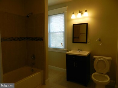 5211 Cumberland St, Capitol Heights, MD 20743 - photo 7