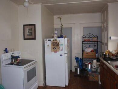 60 Chestnut Ave, Rutland, VT 05701 - photo 6