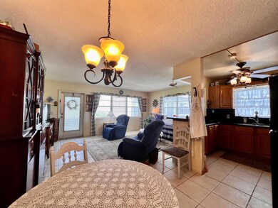 227 Camden J, West Palm Beach, FL 33417 - photo 6