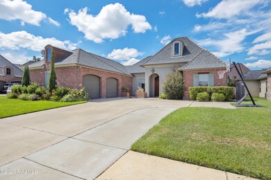 205 Waverly Blvd-2