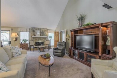 8068 Monrovia St, Lenexa, KS 66215 - photo 7