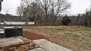 304 Buckskin Dr, Gastonia, NC 28052 - photo 3