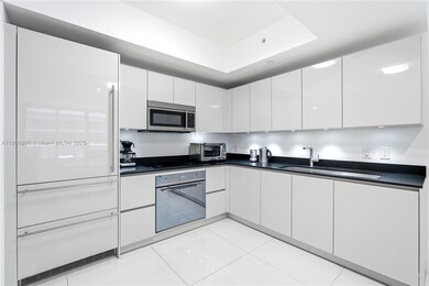 1010 Brickell Ave unit 3006, Miami, FL 33131 - photo 4