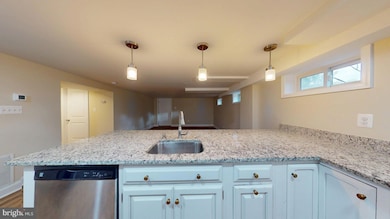 1210 N Kenilworth St unit 9, Arlington, VA 22205 - photo 5