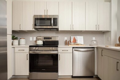 1690 North Loop unit 314, Houston, TX 77009 - photo 5