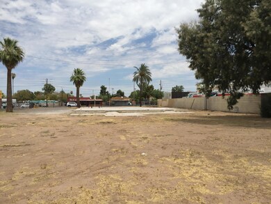 2305 E Mcdowell Rd, Phoenix, AZ 85006 - photo 2