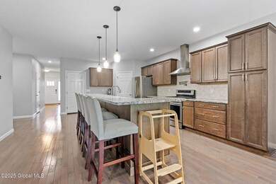 17-web-or-mls-21-stacey-wy